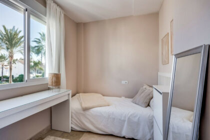 679908767f0f2876989302ad5abaf359 - 20