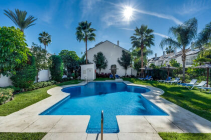 679908767f0f2876989302ad5abaf359 - 21