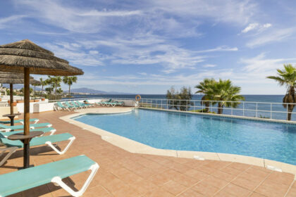 699ff2d351f9c066566af55c9c1a0d7e - 42