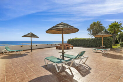 699ff2d351f9c066566af55c9c1a0d7e - 44