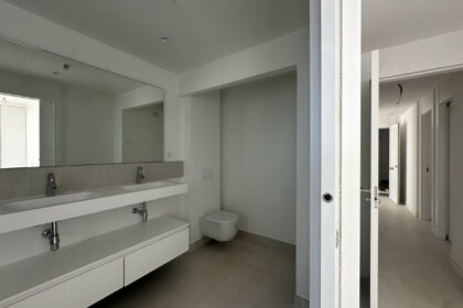 69e82ee609ad1ccd083eba926f715fe5 - 17