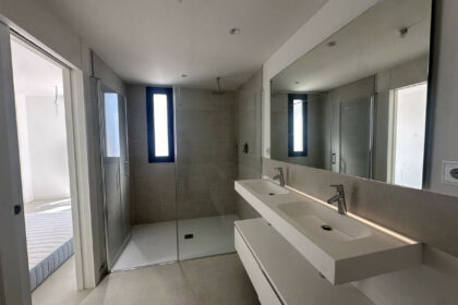 69e82ee609ad1ccd083eba926f715fe5 - 19