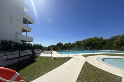 69e82ee609ad1ccd083eba926f715fe5 - 32