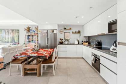 6b3cfd50f11f6d1038fa8905f10b873a - 3