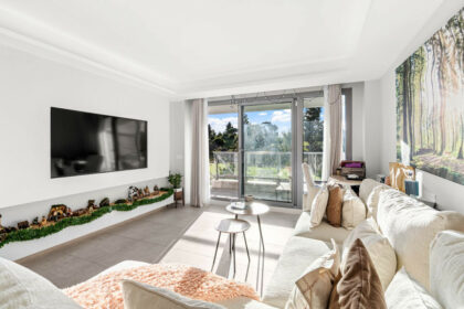 6b3cfd50f11f6d1038fa8905f10b873a - 32