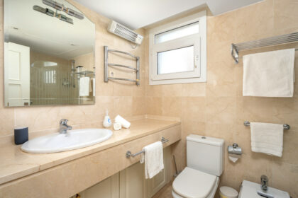 6bc6b16cf6139d267b30e7f3ca2187c6 - 24