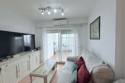 6c8d6614ce62fbb2ce8ad846b2bb80b4 - 1