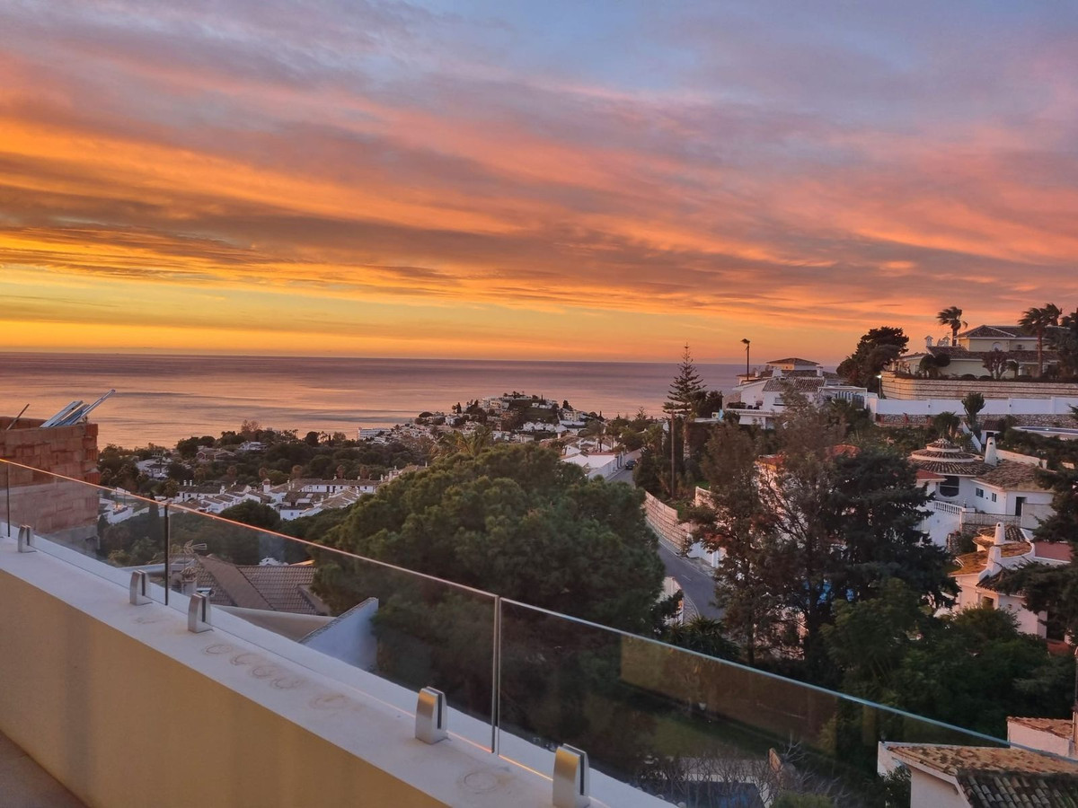 6cb168719374a96fedc4c15f0d82f137 - 1