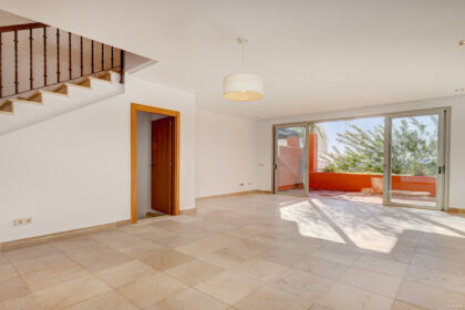 6d33a13694b3a08fd5765b6dacb61cb5 - 11