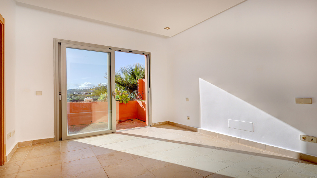 6d33a13694b3a08fd5765b6dacb61cb5 - 20