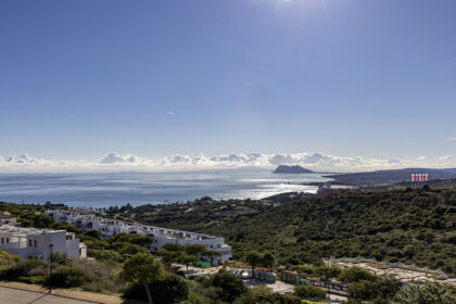 6d33a13694b3a08fd5765b6dacb61cb5 - 31