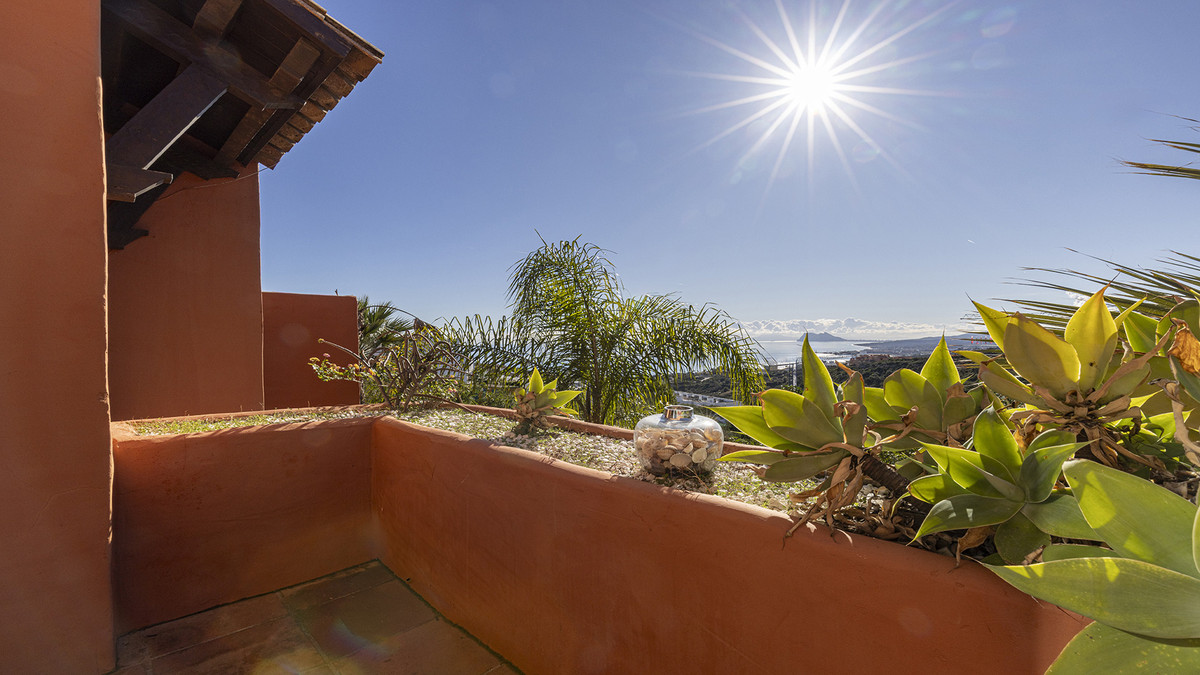 6d33a13694b3a08fd5765b6dacb61cb5 - 32