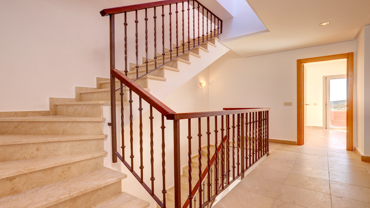 6d33a13694b3a08fd5765b6dacb61cb5 - 33