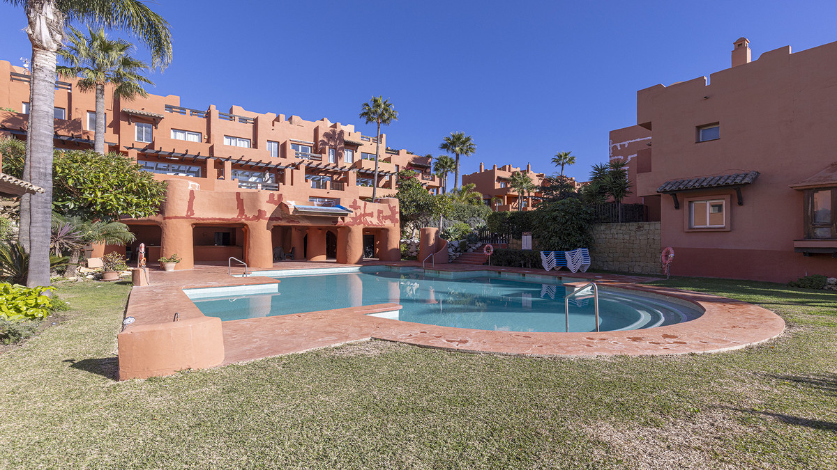 6d33a13694b3a08fd5765b6dacb61cb5 - 40