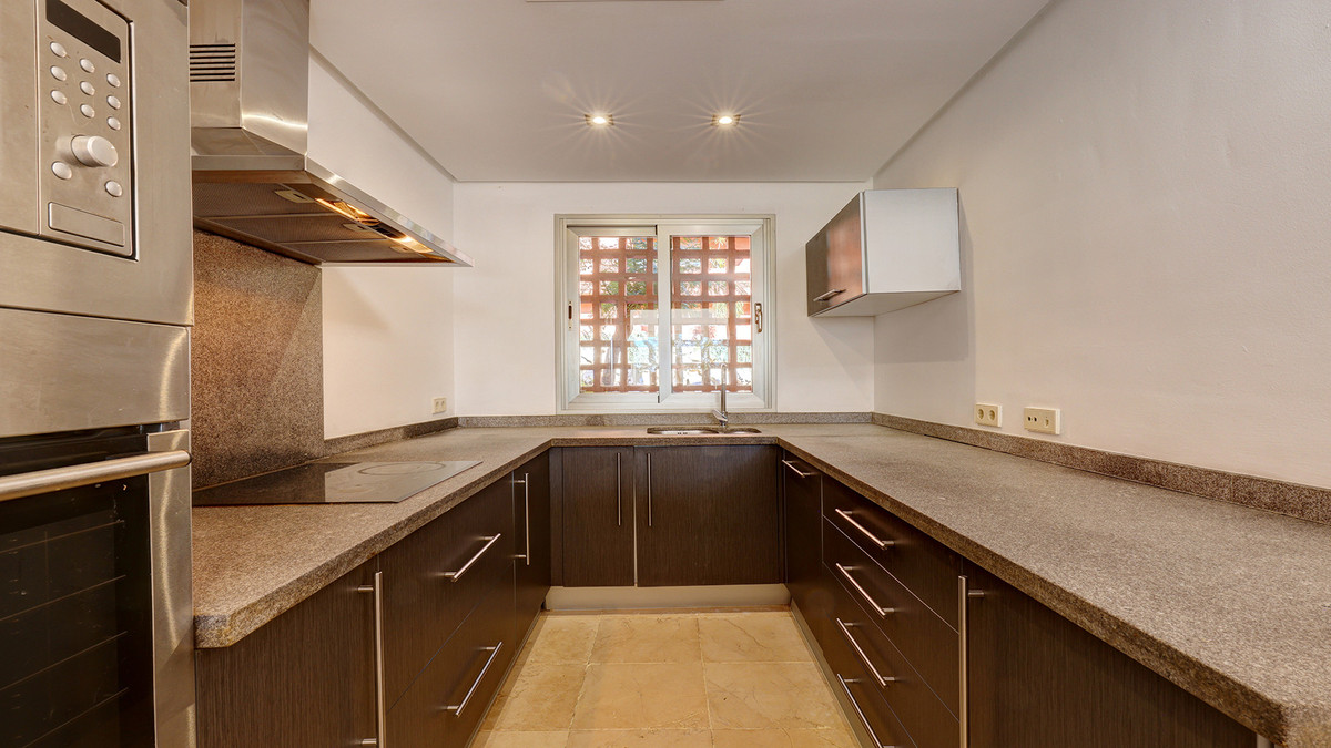 6d33a13694b3a08fd5765b6dacb61cb5 - 5