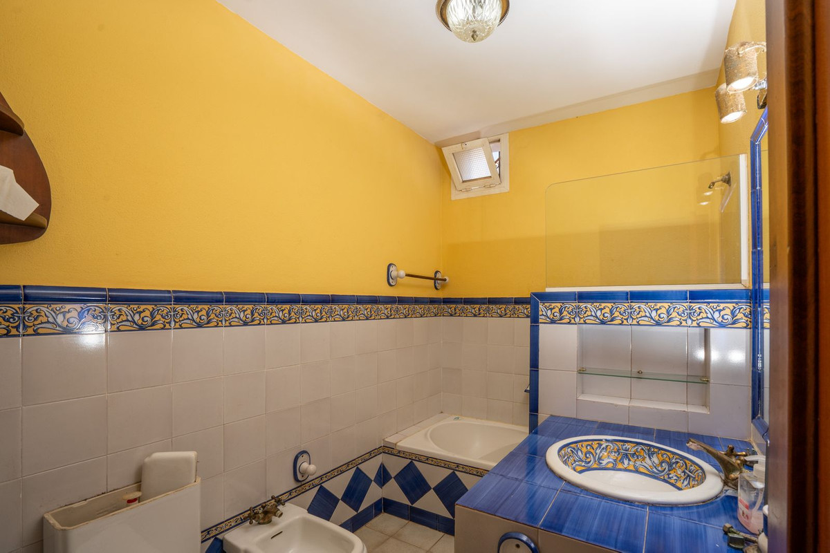 6dc256054abcb76950673df180a31a63 - 12