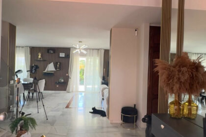 6e1ff45af474f0b994e7f45f3f4a7719 - 11