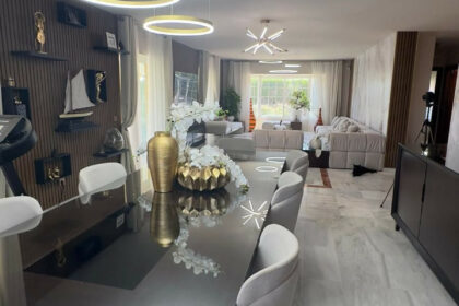 6e1ff45af474f0b994e7f45f3f4a7719 - 12