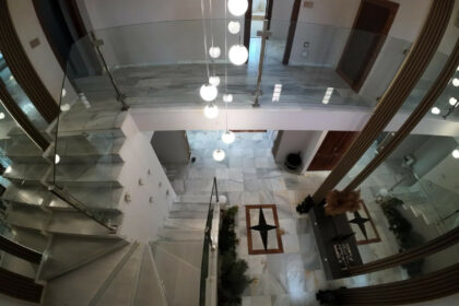 6e1ff45af474f0b994e7f45f3f4a7719 - 24