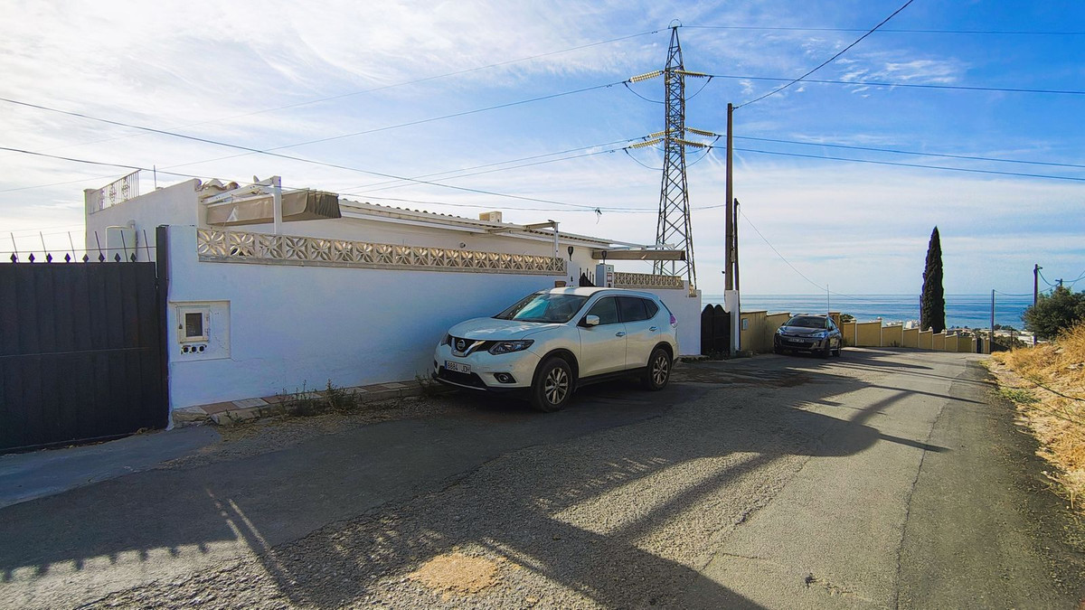 704b5b5d06f5343c5fa15601da103b49 - 19