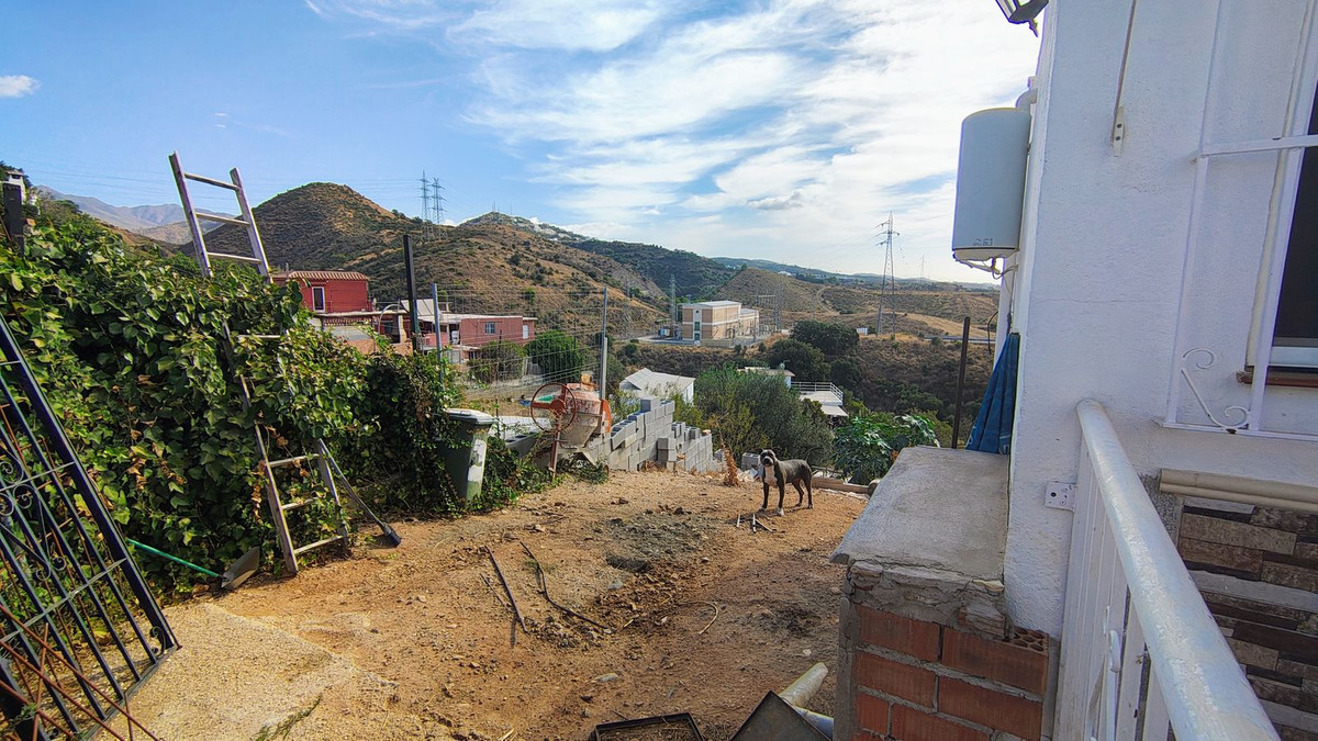 704b5b5d06f5343c5fa15601da103b49 - 25