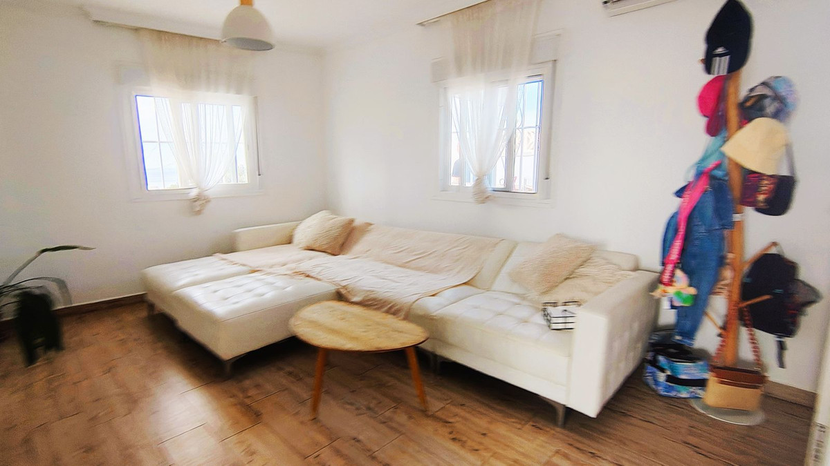 704b5b5d06f5343c5fa15601da103b49 - 3