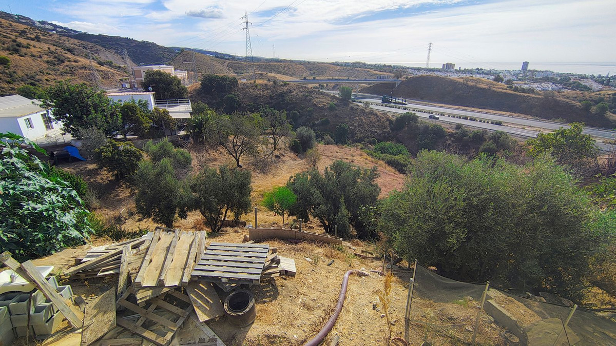 704b5b5d06f5343c5fa15601da103b49 - 33