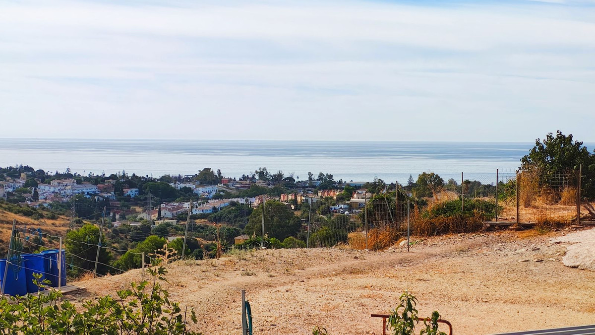 704b5b5d06f5343c5fa15601da103b49 - 36