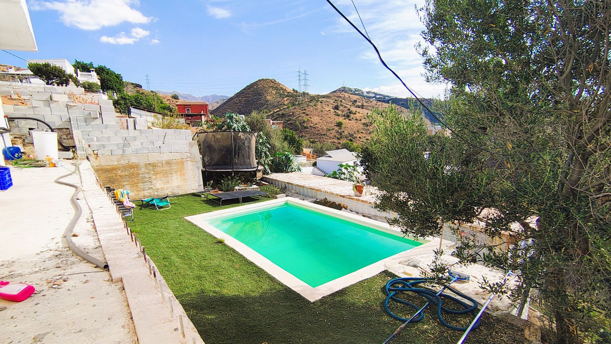 704b5b5d06f5343c5fa15601da103b49 - 40