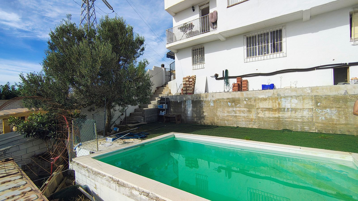 704b5b5d06f5343c5fa15601da103b49 - 41