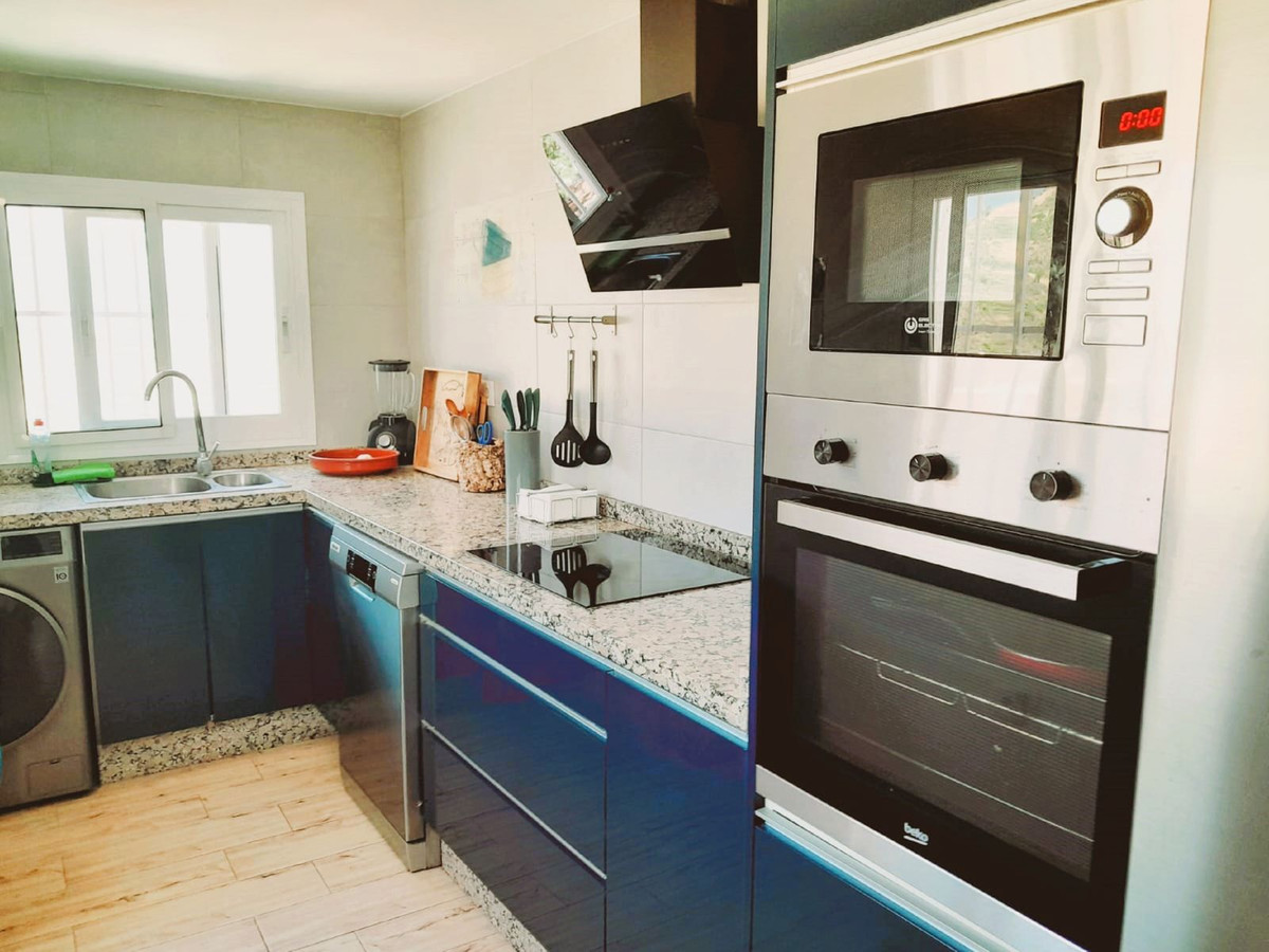 704b5b5d06f5343c5fa15601da103b49 - 9