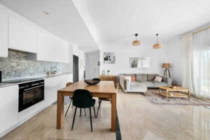 708ccae5805e0a8241bef8b2e4823d2e - 10