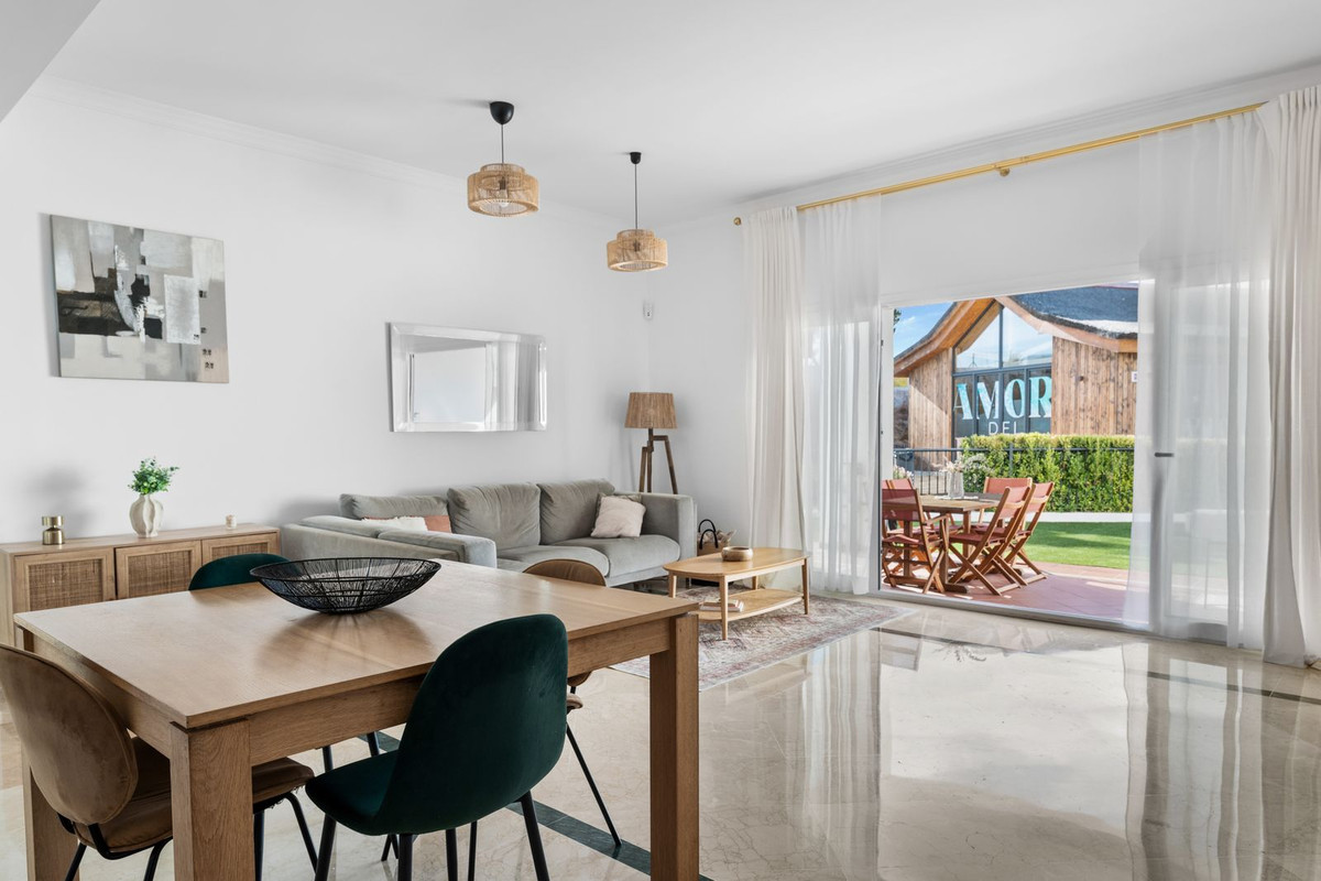 708ccae5805e0a8241bef8b2e4823d2e - 15