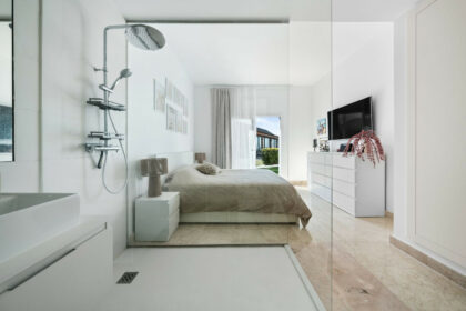 708ccae5805e0a8241bef8b2e4823d2e - 19