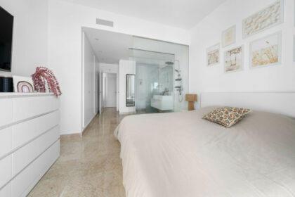 708ccae5805e0a8241bef8b2e4823d2e - 22