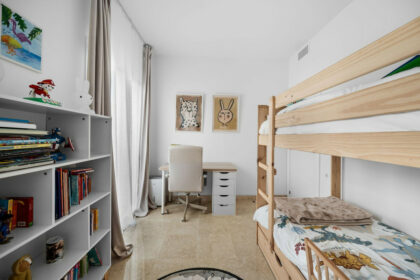 708ccae5805e0a8241bef8b2e4823d2e - 26