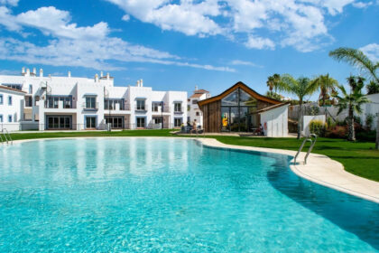 708ccae5805e0a8241bef8b2e4823d2e - 33