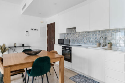 708ccae5805e0a8241bef8b2e4823d2e - 9