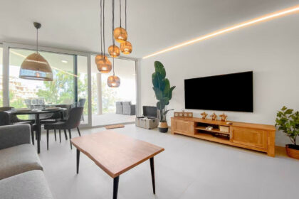 7091936f8af2d2d7b3d47c7c20b47d22 - 2