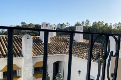 70ffbe31d774e99624f53fa1756d76e4 - 11