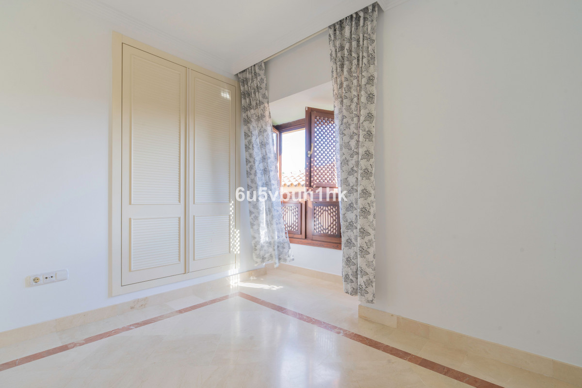 71303662b026a653ecb96da770a91ae2 - 24