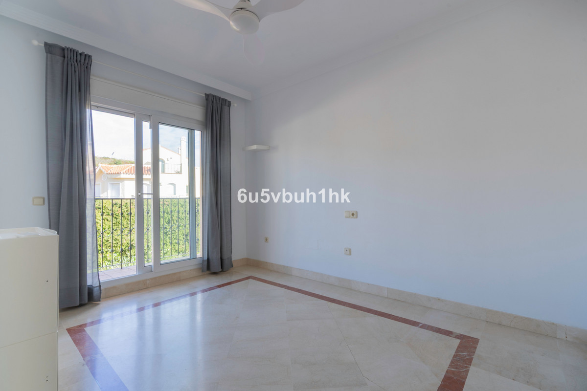 71303662b026a653ecb96da770a91ae2 - 25