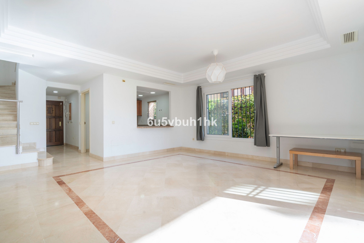 71303662b026a653ecb96da770a91ae2 - 9