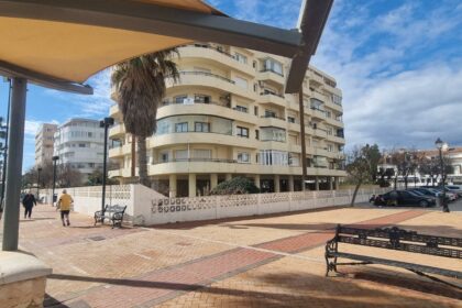 721910dfed7165d3c7919971c244233a - 25