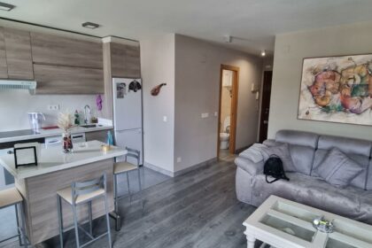 721910dfed7165d3c7919971c244233a - 8