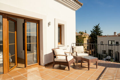 72400818202f834b3dfb4f56441e89fe - 27