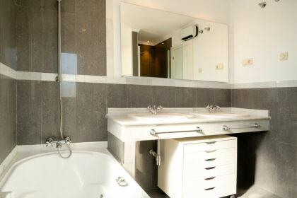 72400818202f834b3dfb4f56441e89fe - 29