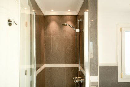 72400818202f834b3dfb4f56441e89fe - 30