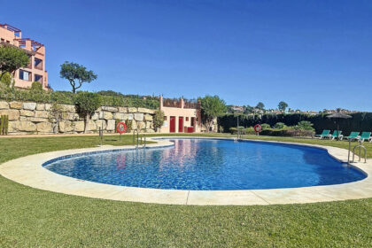 734c464b7e3292783f75af6a49c5ece5 - 25