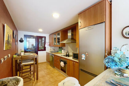 734c464b7e3292783f75af6a49c5ece5 - 8